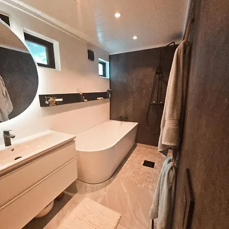 דירה Mountain Homes Sunset View And Sauna נרוויק